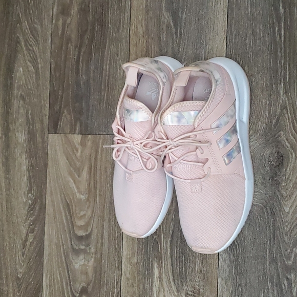 Adidas - Picture 4 of 4